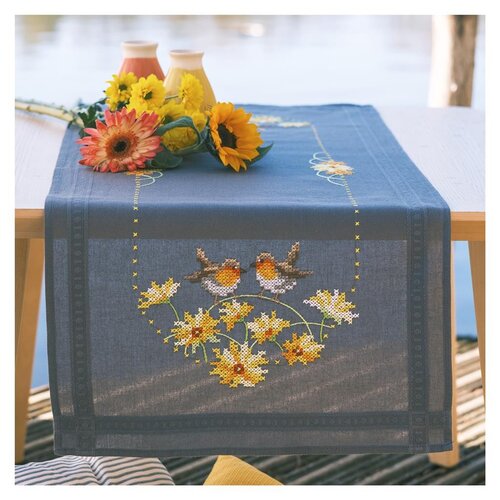 Vervaco Vervaco Tafelloper Roodborstjes en gele bloemen 40 x 100 cm