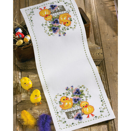 Permin Permin tafelloper Chickens in the basket 26 x 68 cm 63-9110