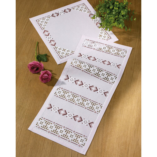 Permin Hardanger Borduurpakket Loper Motieven 63-7847 Permin Hardanger Borduurpakket Loper Motieven 63-7847