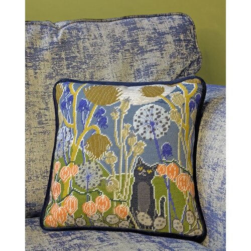 Bothy Threads Bothy Threads Petit Point Borduurkussen Teasel Fields Bothy Threads Bothy Threads Petit Point Borduurkussen Teasel Fields