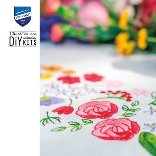 Vervaco Vervaco borduurpakket tafelloper Bloemen symfonie Vervaco Vervaco borduurpakket tafelloper Bloemen symfonie