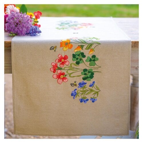 Vervaco Vervaco borduurpakket tafelloper Meadow Flowers Vervaco Vervaco borduurpakket tafelloper Meadow Flowers
