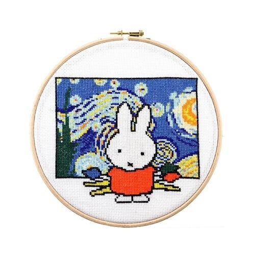 Pako Pako Borduurpakket Nijntje met verf 20 cm Pako Pako Borduurpakket Nijntje met verf 20 cm