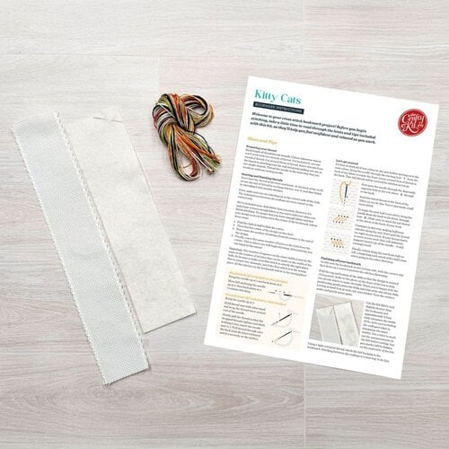 The Crafty Company Boekenlegger borduurpakket Kitty Cats The Crafty Company Boekenlegger borduurpakket Kitty Cats