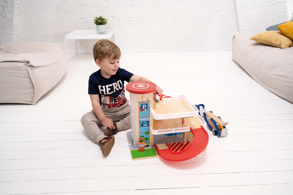 Houten Garage Contiloop | Scratch