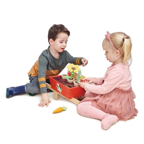 Tender Leaf Toys Brouette avec Set de Jardin - Mes premiers jouets Tender  Leaf Toys sur L'Armoire de Bébé