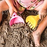 Quut Strandspeeltje Raki Banana Pink | Quut Quut Strandspeeltje Raki Banana Pink | Quut