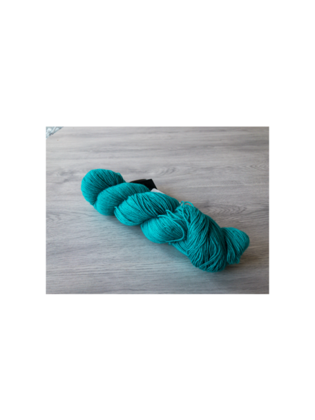 Mina Dyeworks Socksanity - 100g - 420m - 75% Wool - 27% Nylon - "BC002"