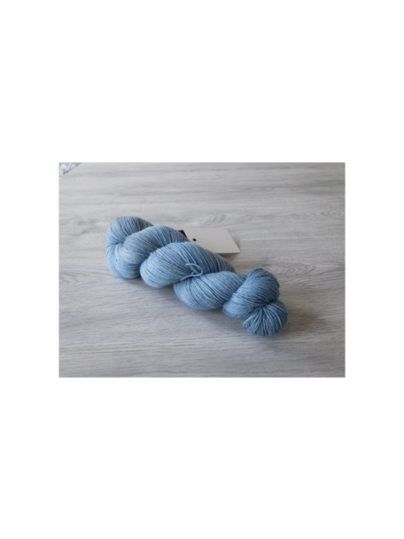 Mina Dyeworks Socksanity - 100g - 420m - 75% Wool - 27% Nylon - "BC004"