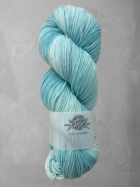 Mina Dyeworks Sock - "Baby blue" 425m - 100g - 80%merino - 20% polyamide