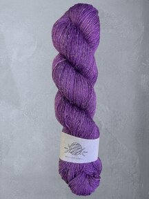 Mina Dyeworks Sock Hemp - "Purple Wolfsbane" - 67% wool 23% biodeg.polyamid 10% hemp100g - 420m