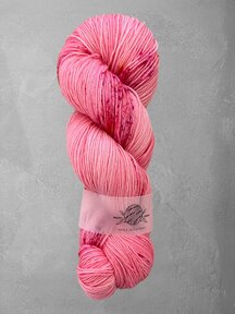 Mina Dyeworks Socksanity - 100g - 420m - 75% Wool - 27% Nylon - "Not Pink"