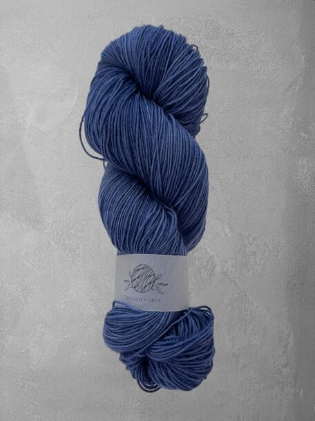 Mina Dyeworks Socksanity - 100g - 420m - 75% Wool - 27% Nylon - "Persian Blue"