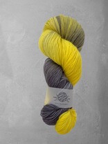 Mina Dyeworks Socksanity - 100g - 420m - 75% Wool - 27% Nylon - "Stormy fields"