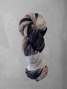 Mina Dyeworks Sock - "Twilight Princess Dark " 425m - 100g - 80%merino - 20% polyamide