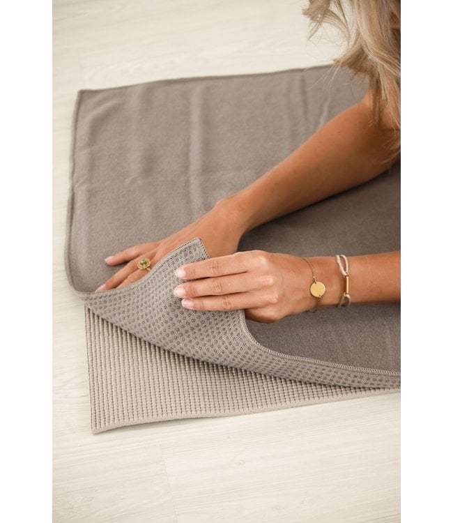 Yoga handdoek antislip grijs - Lotus