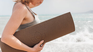 Hoe dik moet een yogamat zijn?