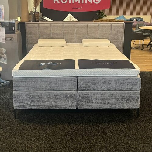 Showmodel Pullman boxspring Goldline 180x210 vlak