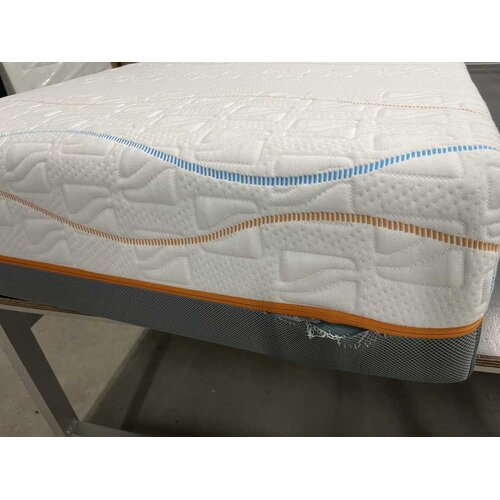 M Line Slow Motion Hybrid 7 matras 90x200 cm - Showmodel - scheurtje zijkant tijk