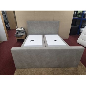 Sleepfast Showmodel Boxspring Onderstel Excellente Electrisch 180x200/incl. Hoofdbord/incl. Voetbord/Jeep Steel