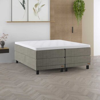 Pullman Boxspring Original (2x 3-motorig) 180x210, stof: Momento Taupe, Poot: rech zwart, 2x Original gestof. matras firm, 2x Topper Original natuurl.