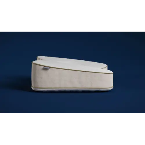 M line Prestige The Crown Pillow