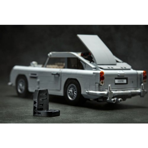 LEGO Creator Expert 10262 James Bond: Aston Martin DB5 LEGO Creator Expert 10262 James Bond: Aston Martin DB5