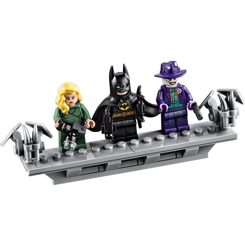 LEGO Batman 76139 1989 Batmobile