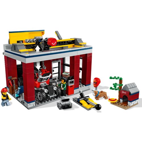 LEGO City 60258 Tuning workshop