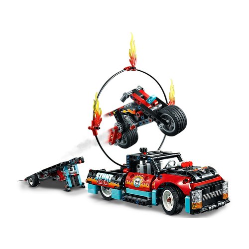 LEGO Technic 42106 Truck en Motor voor Stuntshow