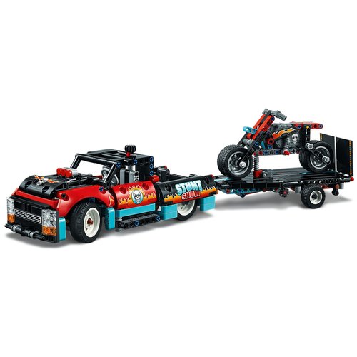 LEGO Technic 42106 Truck en Motor voor Stuntshow