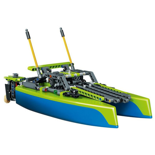 LEGO Technic 42105 Catamaran