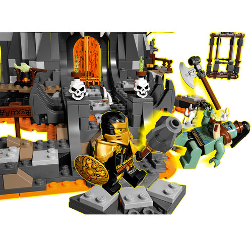 LEGO Ninjago 71722 Skull Sorcerer’s Kerkers