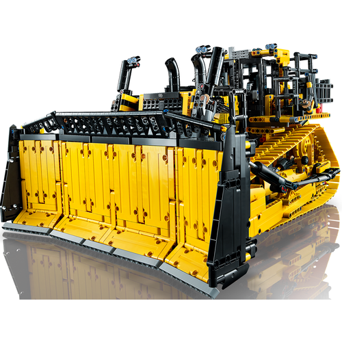 LEGO Technic 42131 Cat D11T Bulldozer