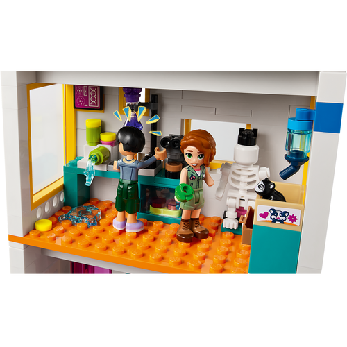 LEGO Friends 41731 Heartlake Internationale School