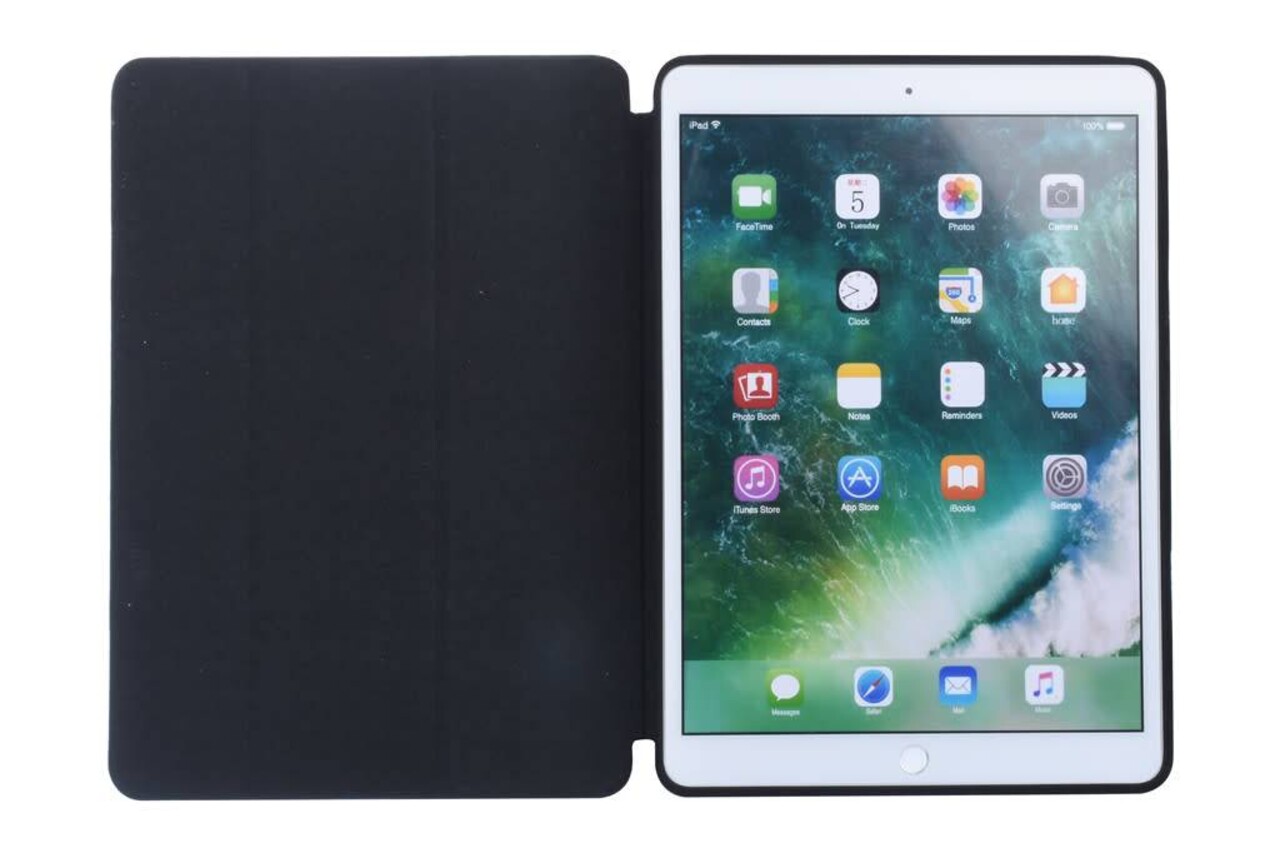 Apple iPad Pro 10.5 (2017) Zwart Smart Case - Book Case Tablethoes Apple iPad Pro 10.5 (2017) Zwart Smart Case - Book Case Tablethoes