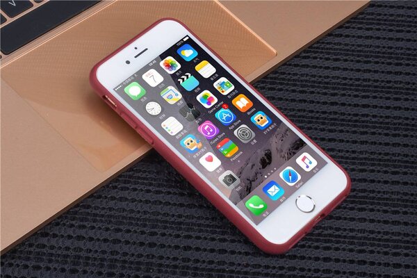 UNIQ Accessory Backcover for iPhone 7/8 - Red (8719273285022) UNIQ Accessory Backcover for iPhone 7/8 - Red (8719273285022)