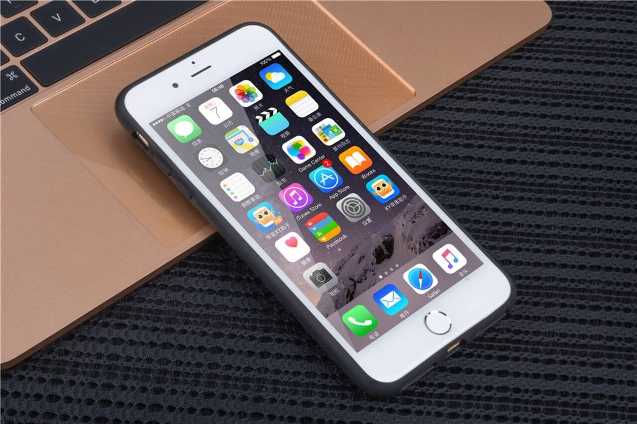 UNIQ Accessory Backcover für iPhone 7/8 Plus - Schwarz (8719273285039) UNIQ Accessory Backcover für iPhone 7/8 Plus - Schwarz (8719273285039)