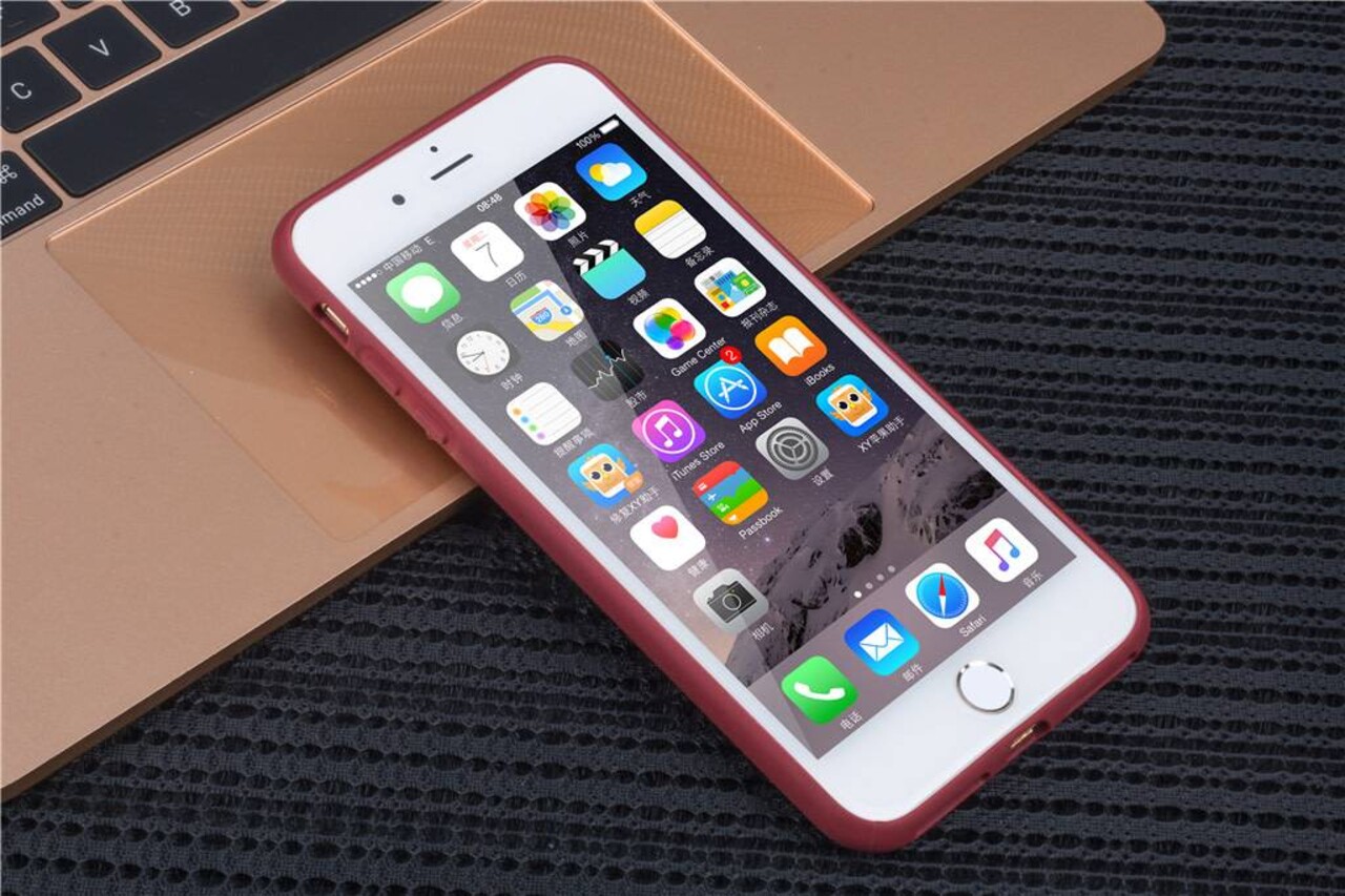 UNIQ Accessory Backcover für iPhone 7/8 Plus - Rot (8719273284674) UNIQ Accessory Backcover für iPhone 7/8 Plus - Rot (8719273284674)