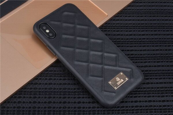 UNIQ Accessory Backcover for iPhone X - Black (8719273285060) UNIQ Accessory Backcover for iPhone X - Black (8719273285060)
