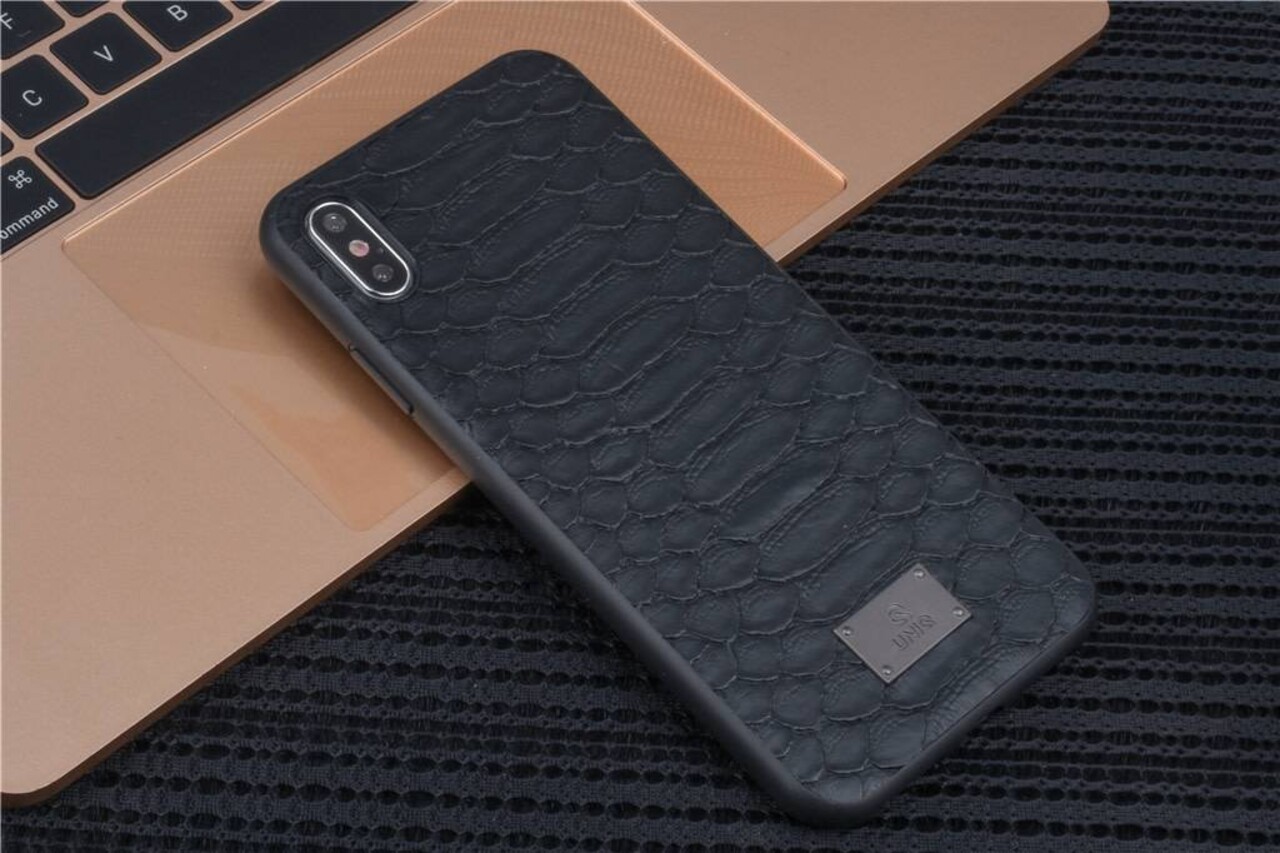 UNIQ Accessory Coque pour iPhone Xs Max - Noir (8719273285732) UNIQ Accessory Coque pour iPhone Xs Max - Noir (8719273285732)