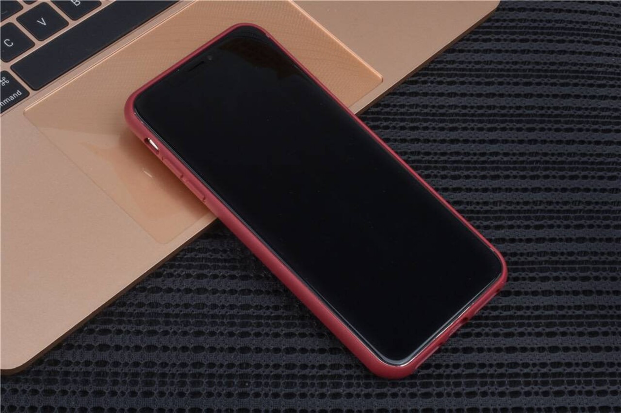 UNIQ Accessory Backcover for iPhone Xs Max - Red (8719273285756) UNIQ Accessory Backcover for iPhone Xs Max - Red (8719273285756)