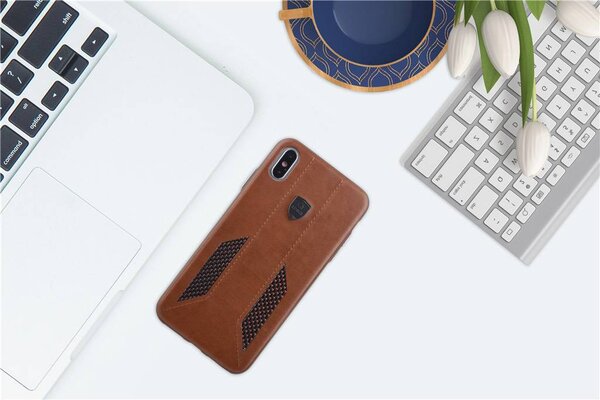 UNIQ Accessory UNIQ Accessory iPhone Xs Max Kunstleer Hard Case Back cover - Bruin UNIQ Accessory UNIQ Accessory iPhone Xs Max Kunstleer Hard Case Back cover - Bruin