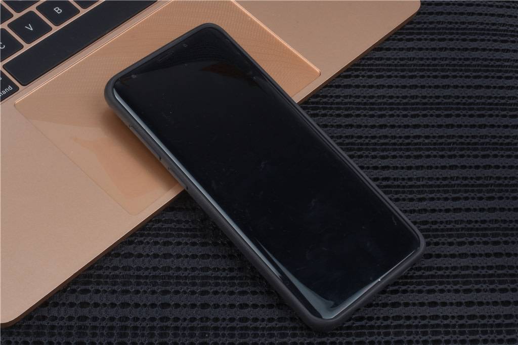 UNIQ Accessory UNIQ Accessory Galaxy S9 Plus Kunstleer Hard Case Back cover - Zwart, foto 2 van 5