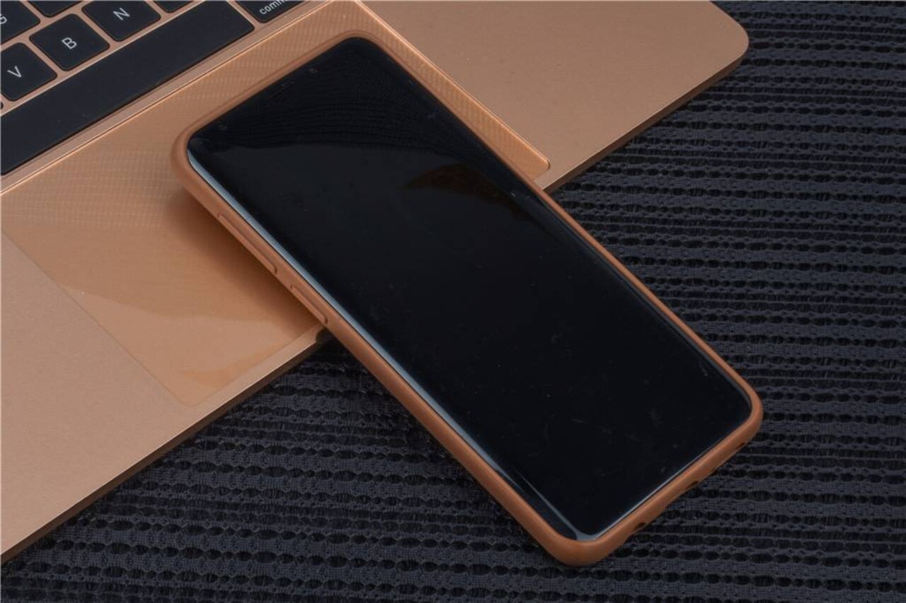 UNIQ Accessory Backcover for Galaxy S9 Plus - Brown (8719273284902) UNIQ Accessory Backcover for Galaxy S9 Plus - Brown (8719273284902)