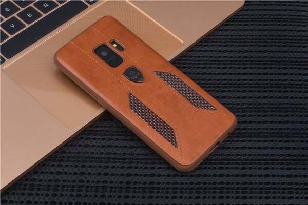 UNIQ Accessory UNIQ Accessory Galaxy S9 Kunstleer Hard Case Back cover - Bruin UNIQ Accessory UNIQ Accessory Galaxy S9 Kunstleer Hard Case Back cover - Bruin