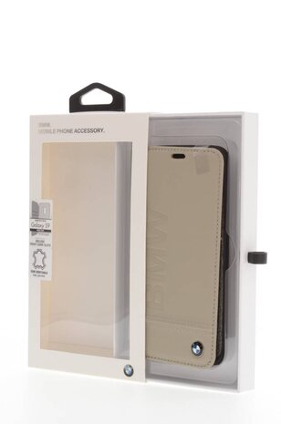 BMW BMW Bruin Galaxy S9 - Book Case - Stijlvol - Leer - Met pashouder BMW BMW Bruin Galaxy S9 - Book Case - Stijlvol - Leer - Met pashouder