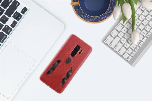 UNIQ Accessory UNIQ Accessory Galaxy S9 Plus Kunstleer Hard Case Back cover - Rood UNIQ Accessory UNIQ Accessory Galaxy S9 Plus Kunstleer Hard Case Back cover - Rood