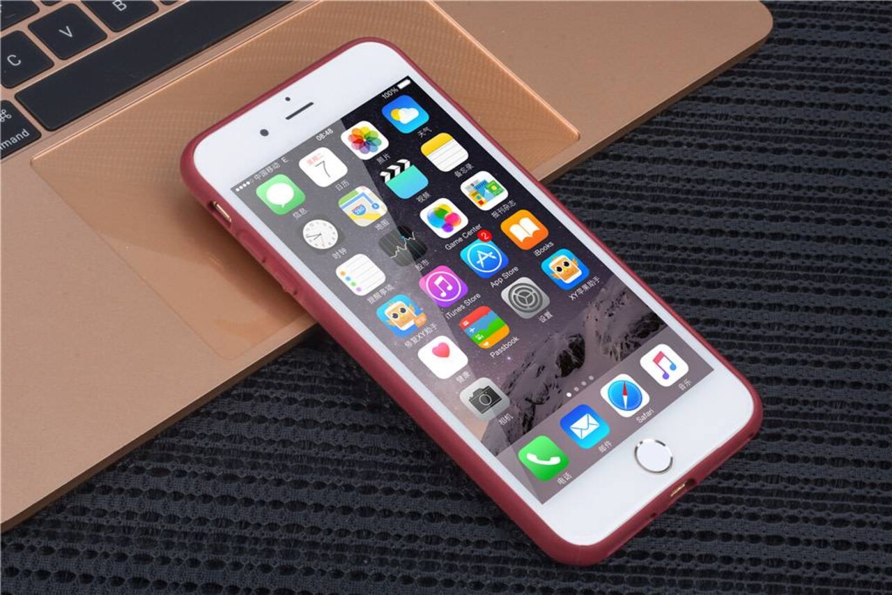 UNIQ Accessory Coque pour iPhone 7/8 Plus - Rouge (8719273285695) UNIQ Accessory Coque pour iPhone 7/8 Plus - Rouge (8719273285695)