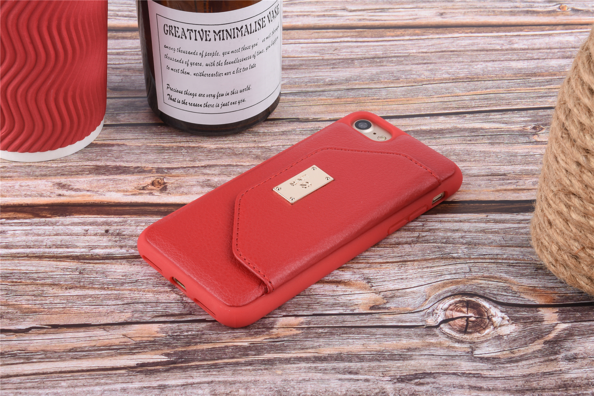 UNIQ Accessory Backcover voor iPhone 7-8 - Rood (8719273285404), foto 4 van 6